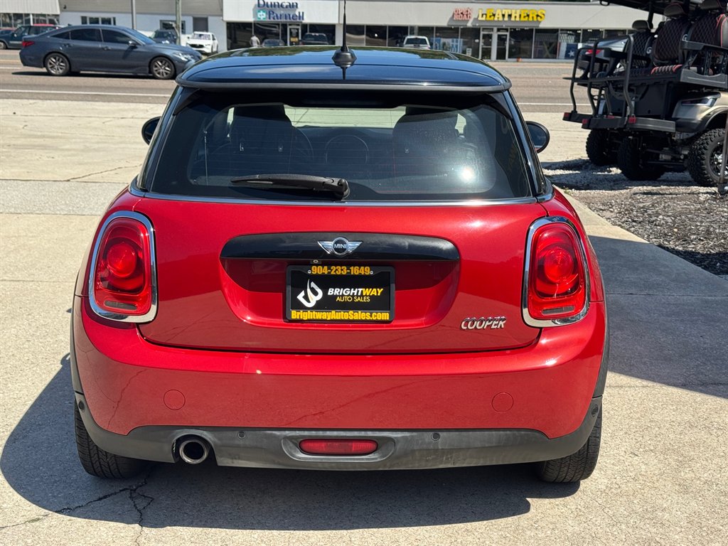 2018 MINI Hardtop - $12,900