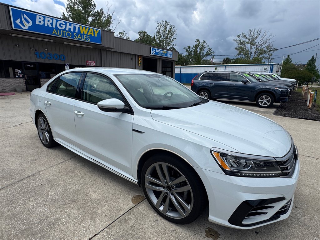 2018 Volkswagen Passat - $11,900