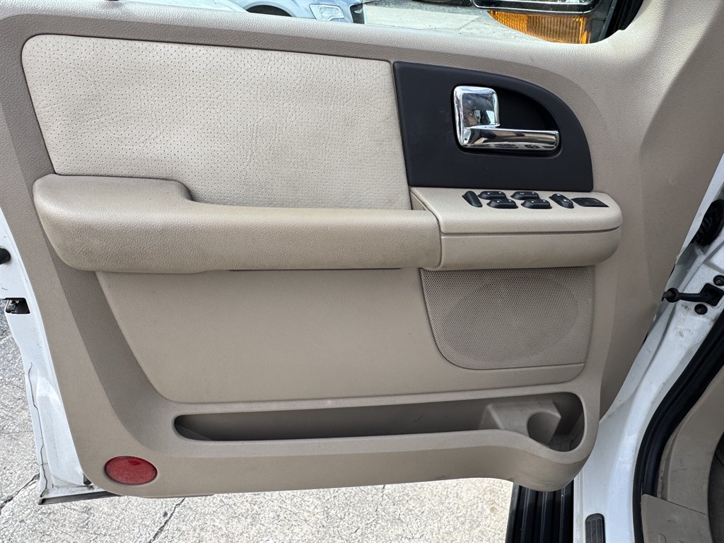 2003 Ford Expedition - $6,900