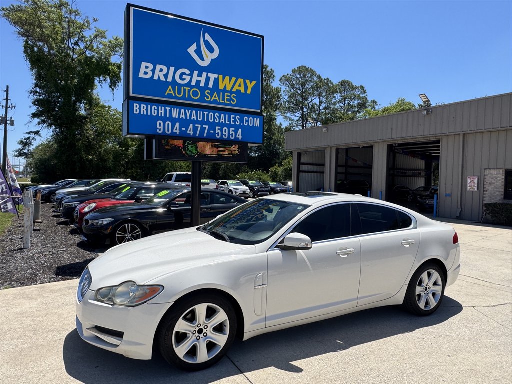 2009 Jaguar XF - $5,900