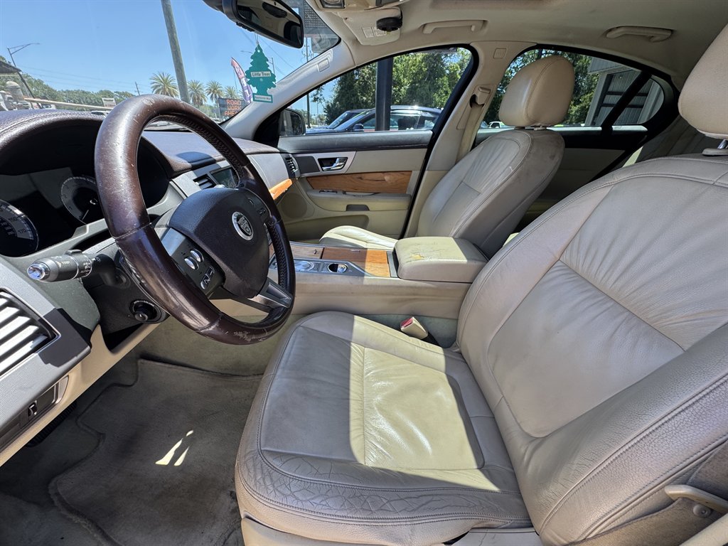 2009 Jaguar XF - $5,900
