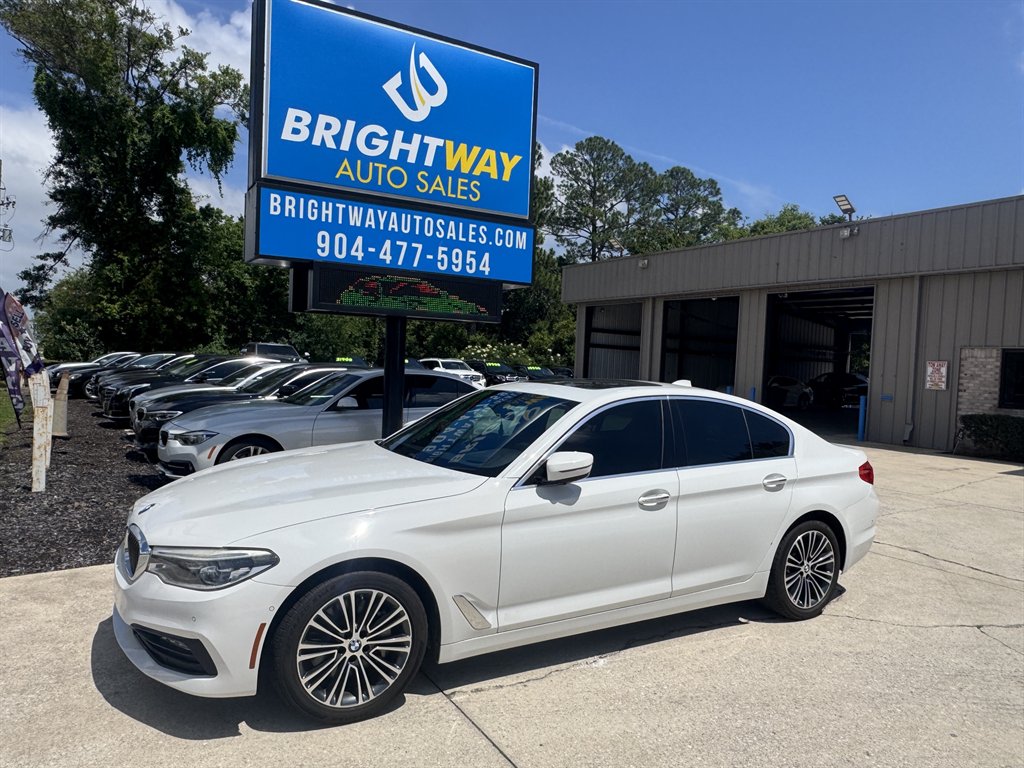 White 2018 BMW 5 Series Sedan Rear-Wheel Drive Automatic
