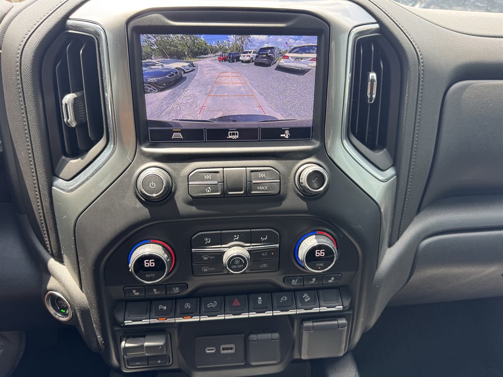 2021 Chevrolet Silverado - $35,900