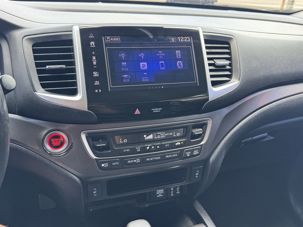 2018 Honda Pilot - $18,900