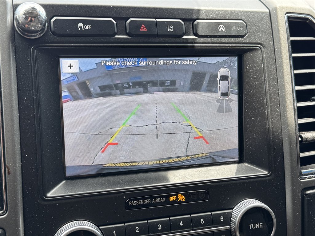 2018 Ford Expedition - $18,900