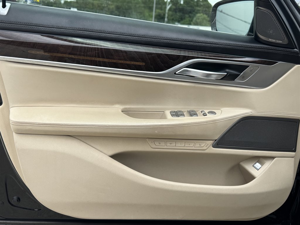 2019 BMW 7 Series - $21,900