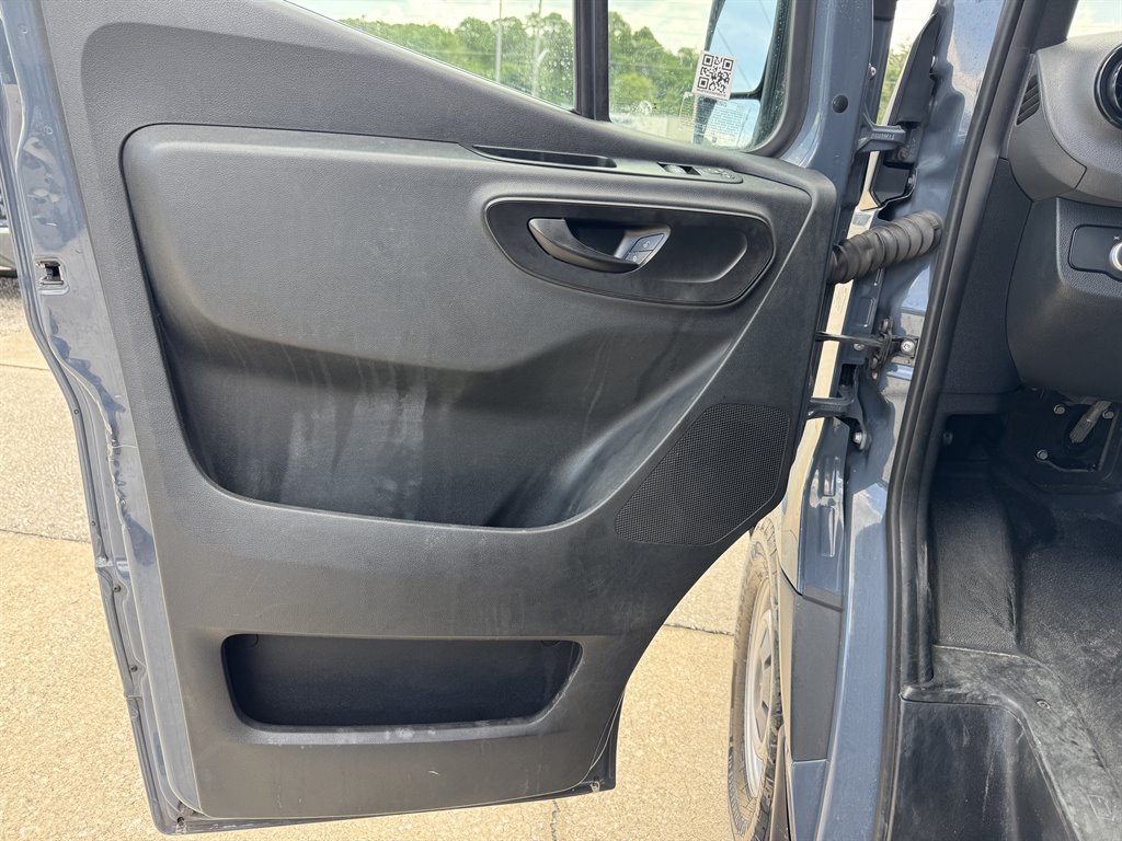 2019 Mercedes-Benz Sprinter - $29,900