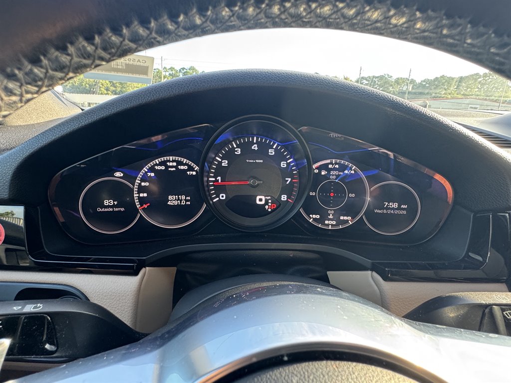 2019 Porsche Cayenne - $27,900