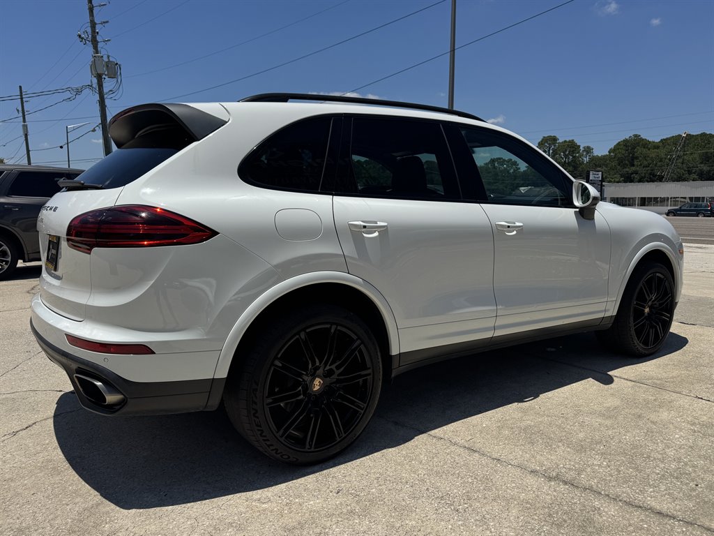 2017 Porsche Cayenne - $19,900