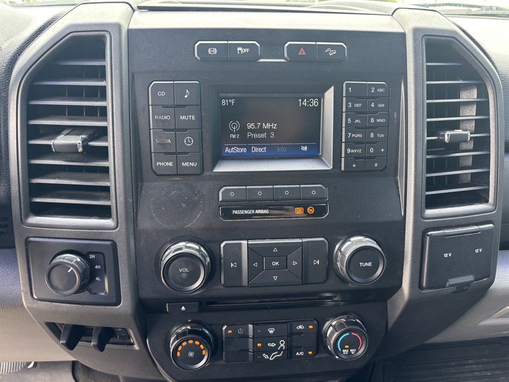 2017 Ford F350 - $32,900
