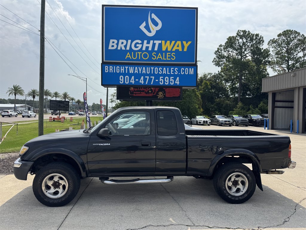 2000 Toyota Tacoma - $5,900