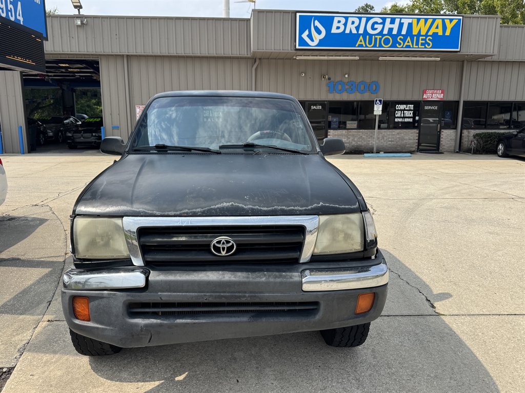 2000 Toyota Tacoma - $5,900