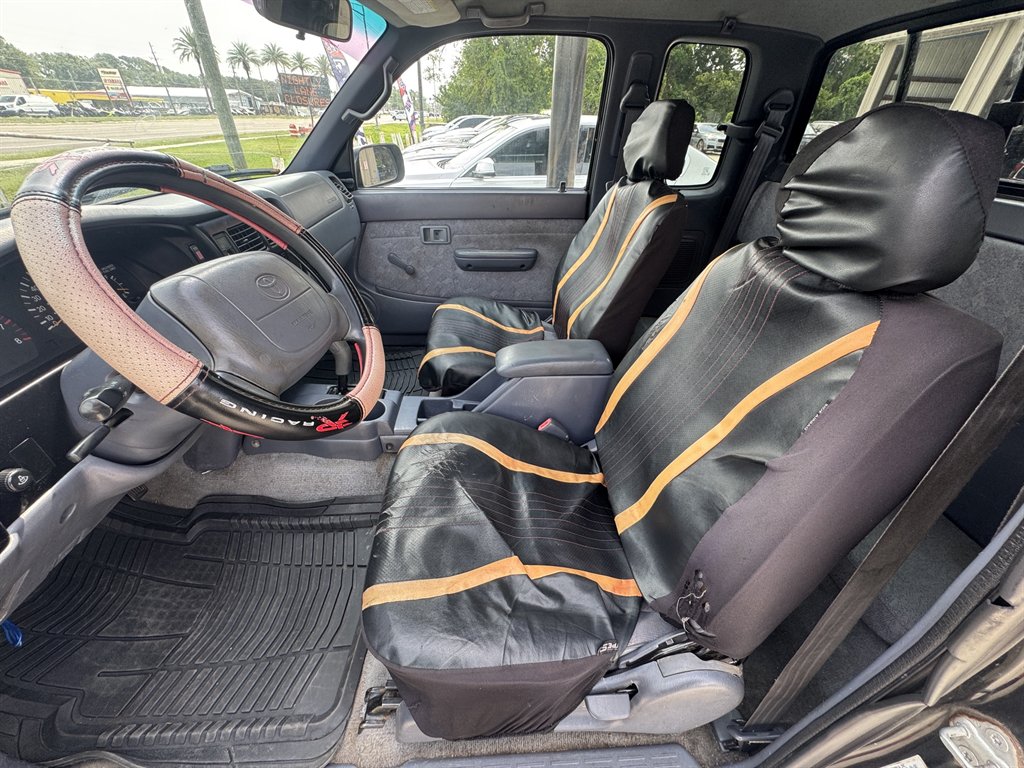 2000 Toyota Tacoma - $5,900