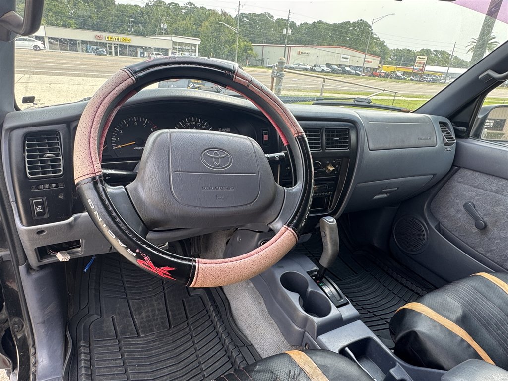 2000 Toyota Tacoma - $5,900