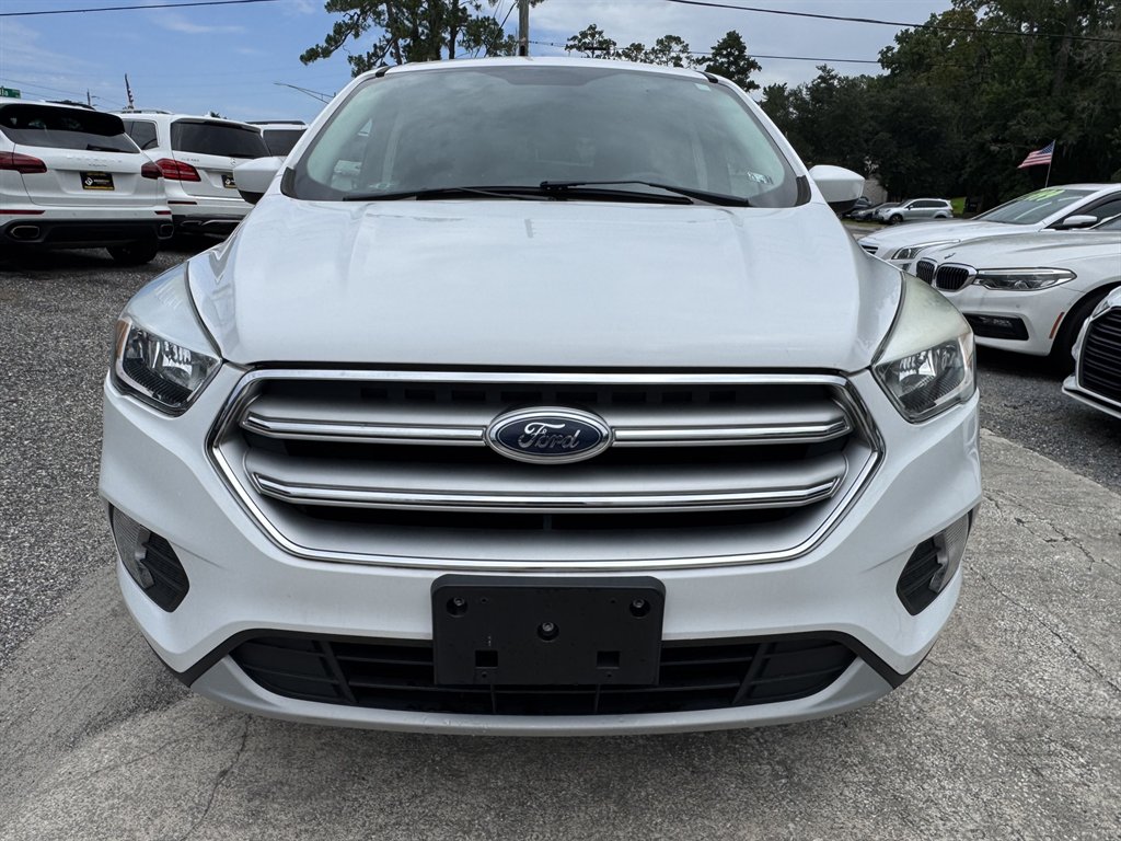 2017 Ford Escape - $9,900