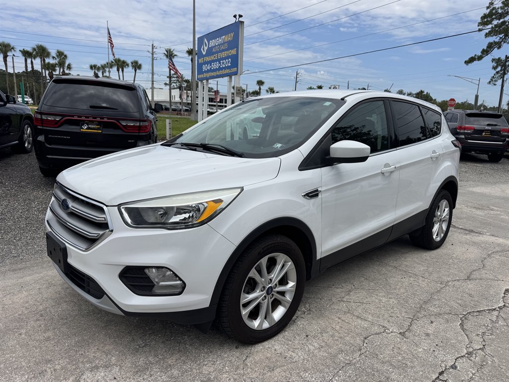 2017 Ford Escape - $9,900