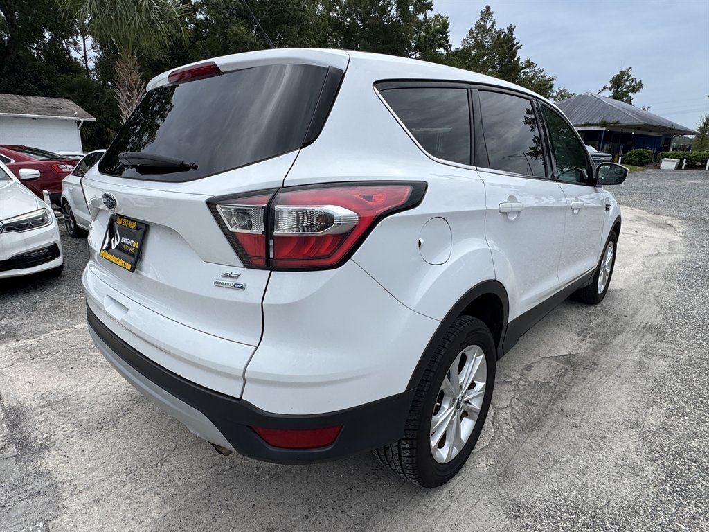 2017 Ford Escape - $9,900