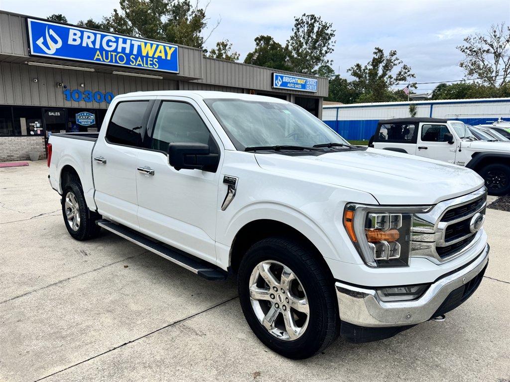 2021 Ford F-150 - $31,900