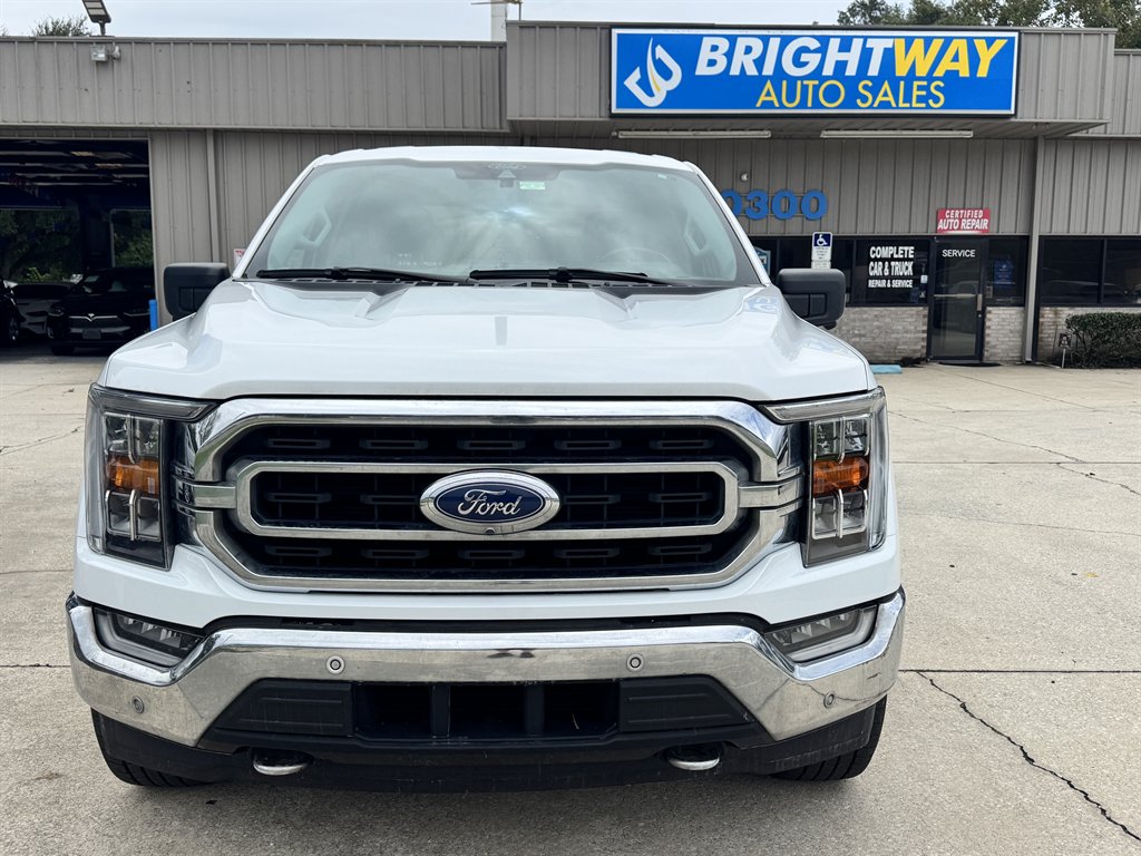 2021 Ford F-150 - $31,900