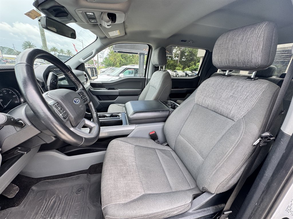 2021 Ford F-150 - $31,900