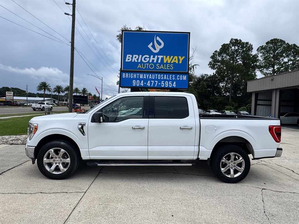 2021 Ford F-150 - $31,900