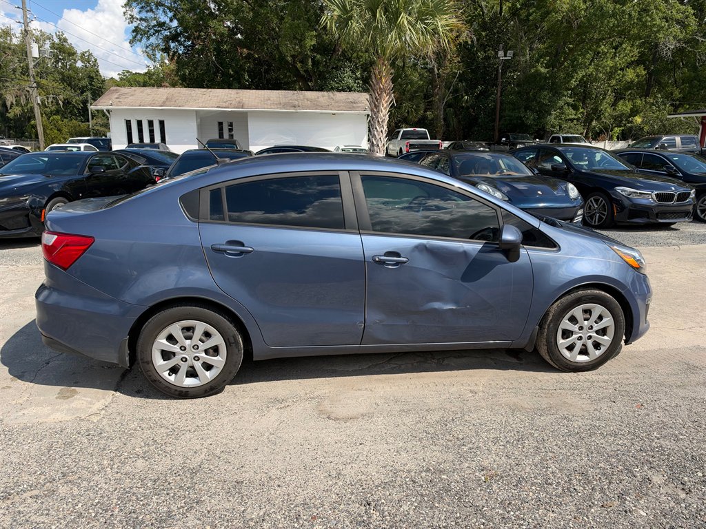 2016 Kia Rio - $5,900