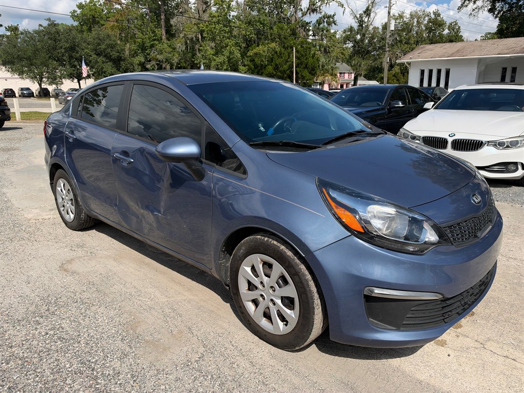 2016 Kia Rio - $5,900