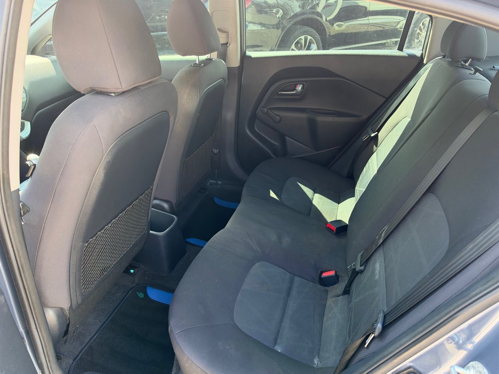 2016 Kia Rio - $5,900