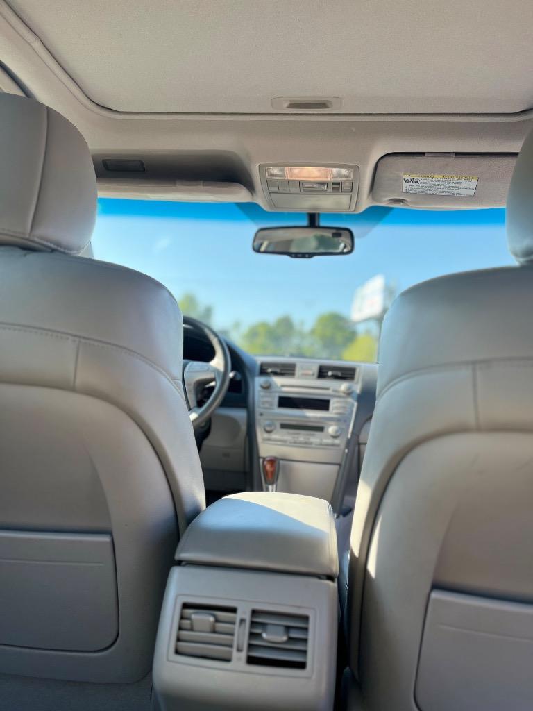 2011 Toyota Camry photo