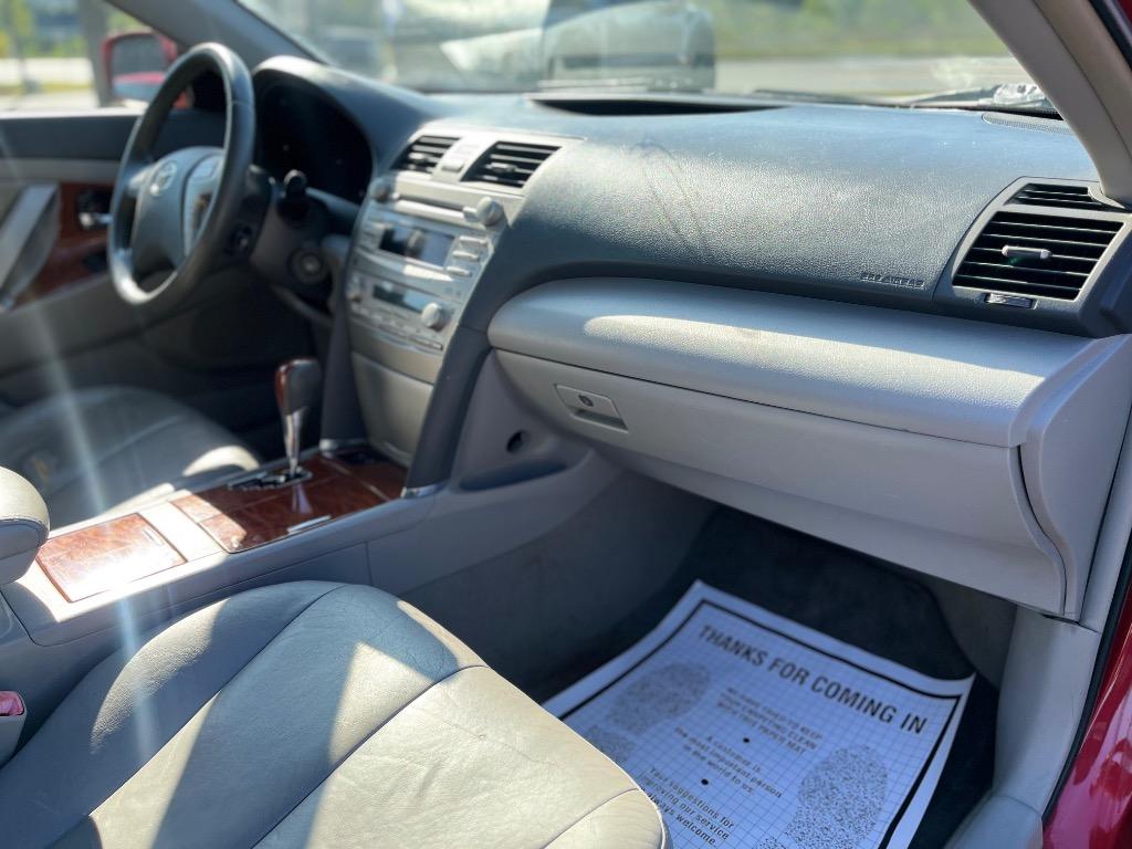 2011 Toyota Camry photo