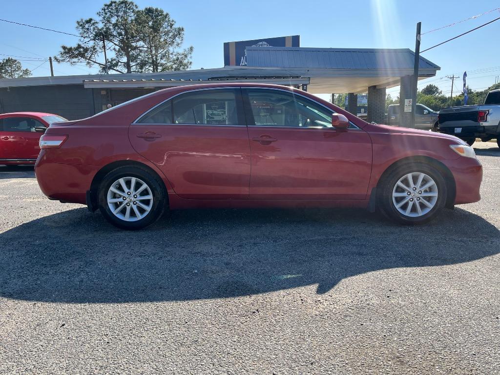 2011 Toyota Camry photo