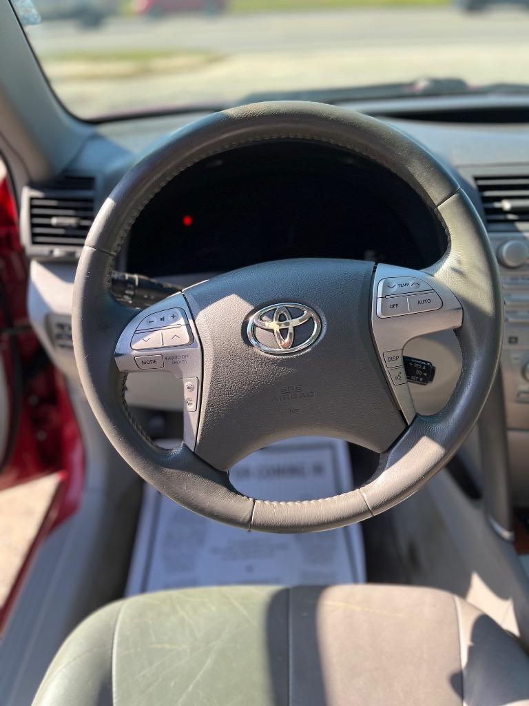 2011 Toyota Camry photo