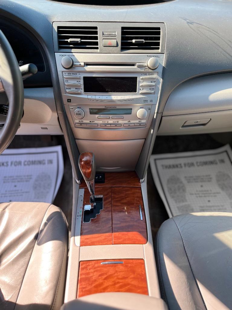2011 Toyota Camry photo