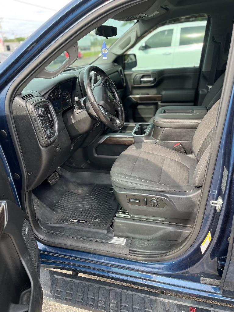 2019 Chevrolet Silverado 1500 RST photo