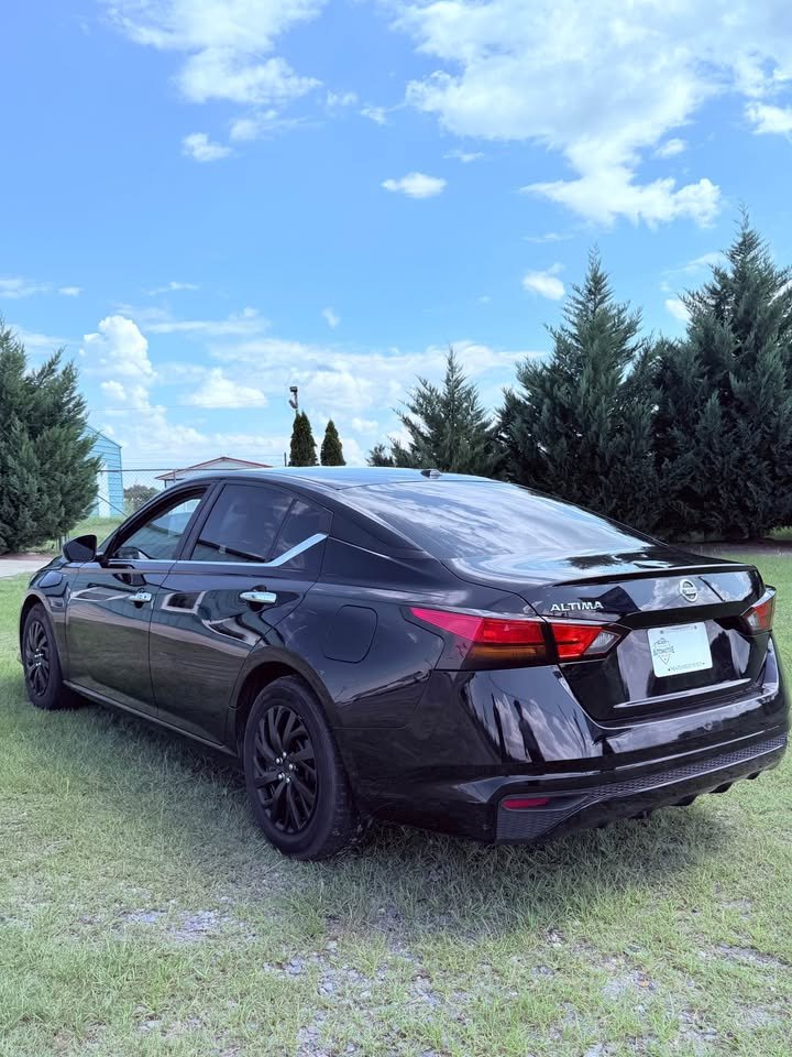 2020 Nissan Altima