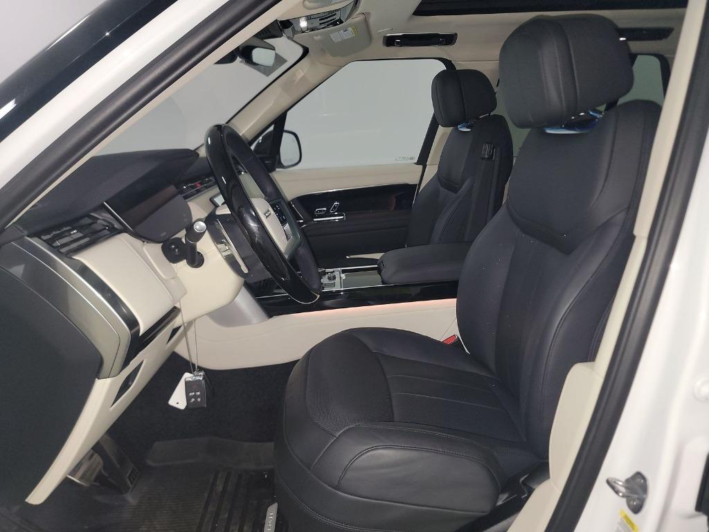 2023 Land Rover Range Rover - $144,995