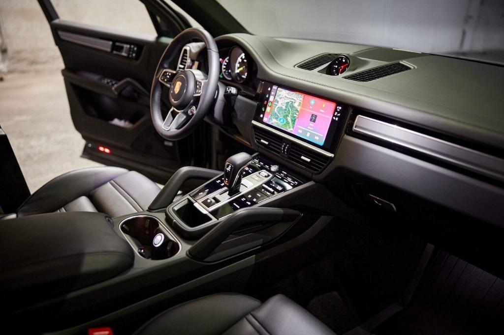 2023 Porsche Cayenne - $99,995