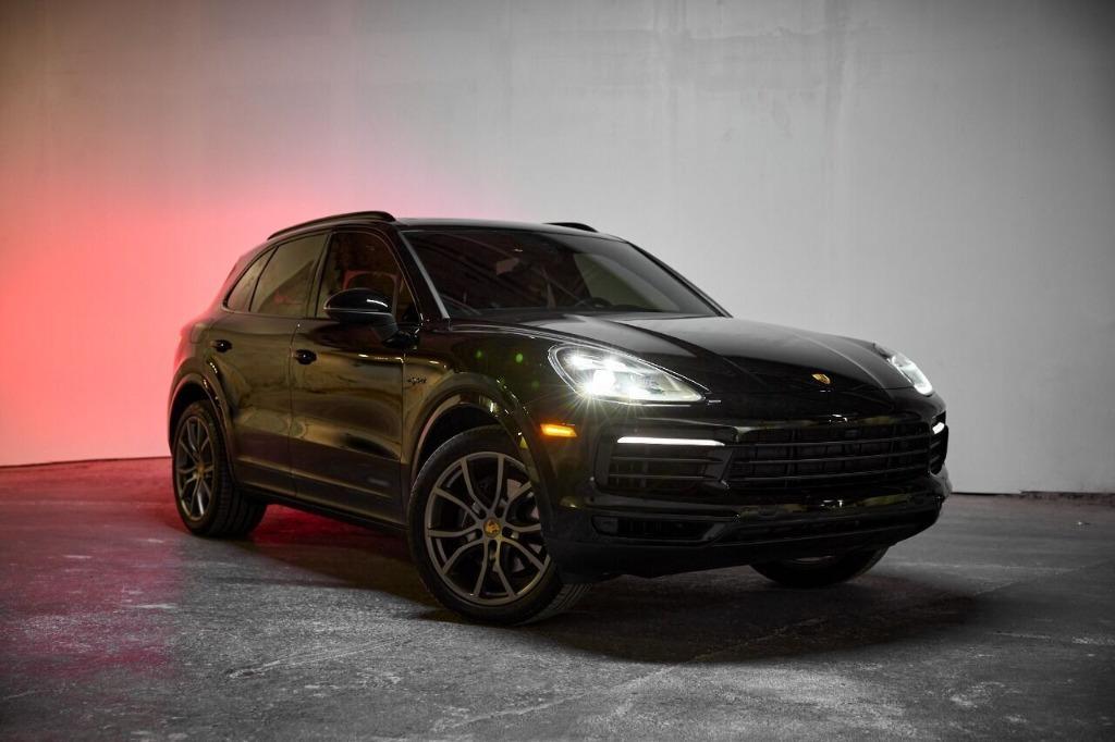 2023 Porsche Cayenne - $99,995