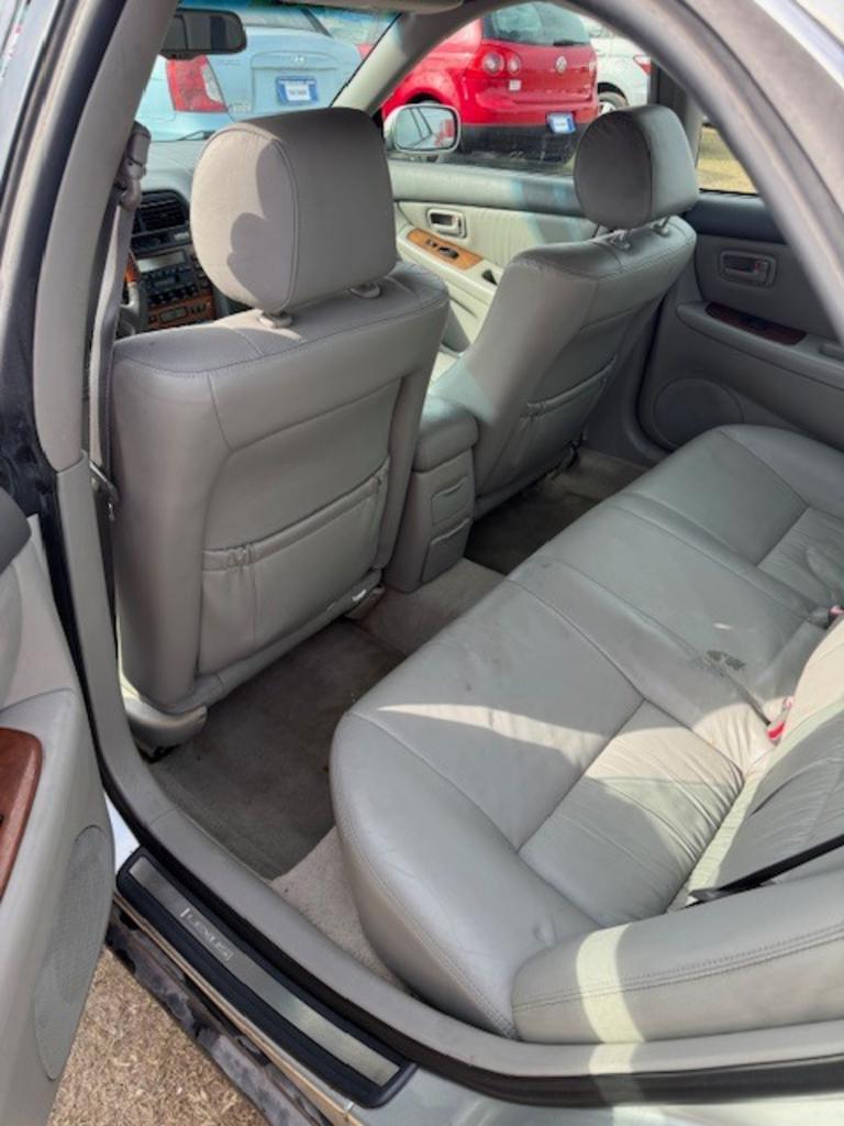 2001 Lexus ES