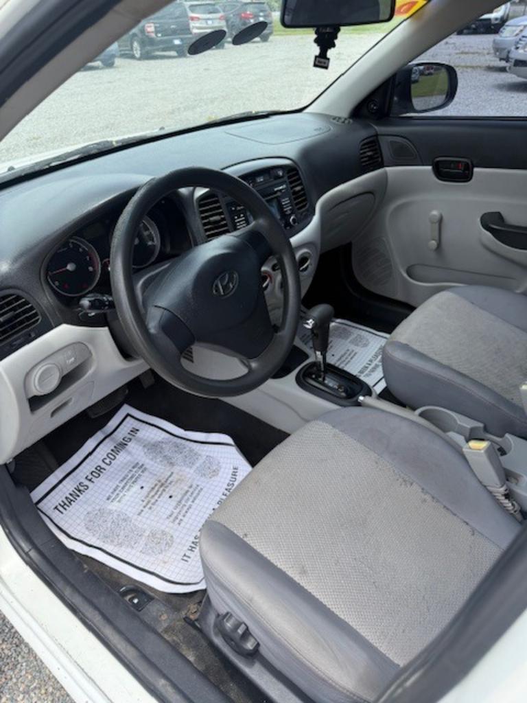 2010 Hyundai Accent