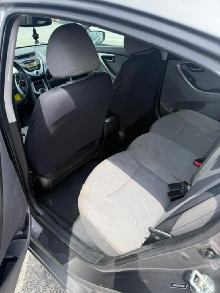 2012 Hyundai Elantra