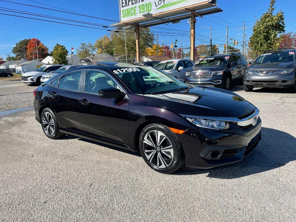 The 2016 Honda Civic EX-T photos