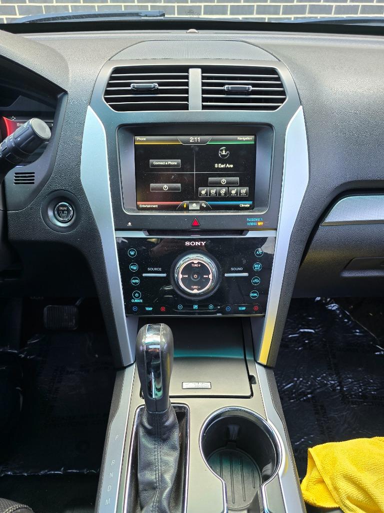 2015 Ford Explorer Sport photo