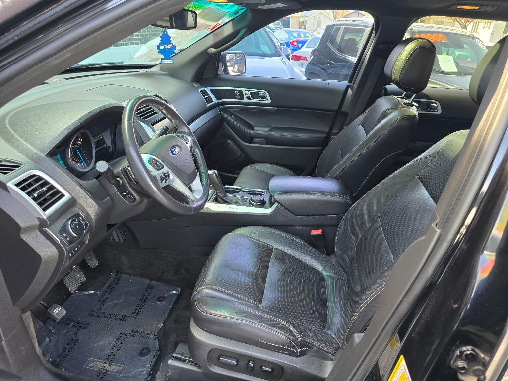 2015 Ford Explorer Sport photo