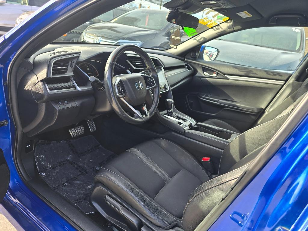 2020 Honda Civic Sport photo