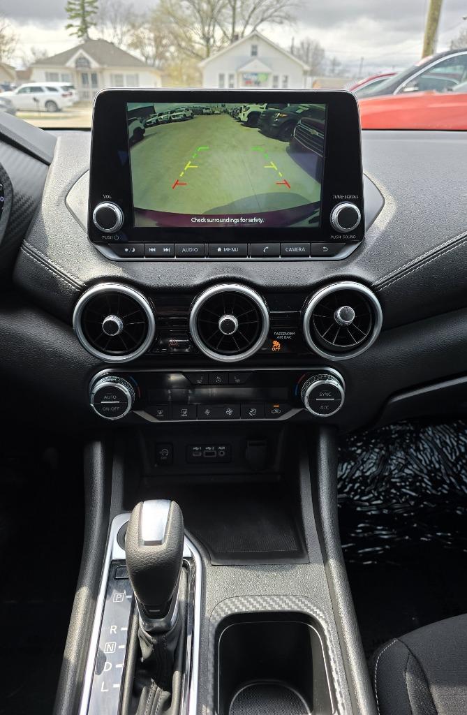 2024 Nissan Sentra SV photo 16