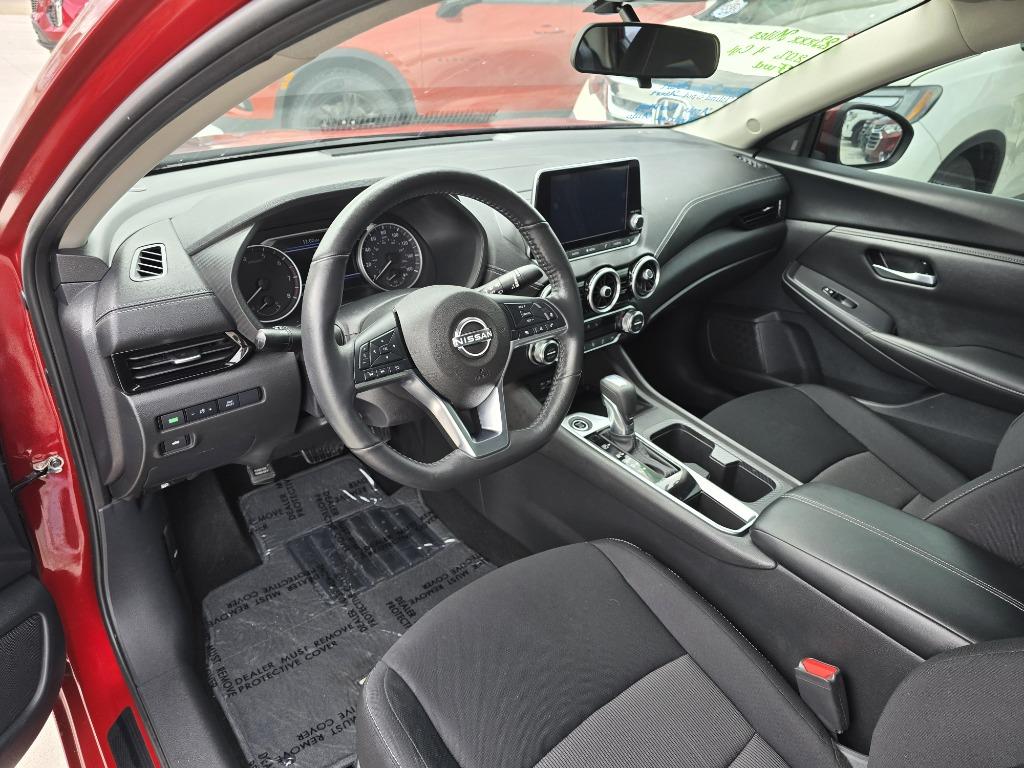 2024 Nissan Sentra SV photo 11