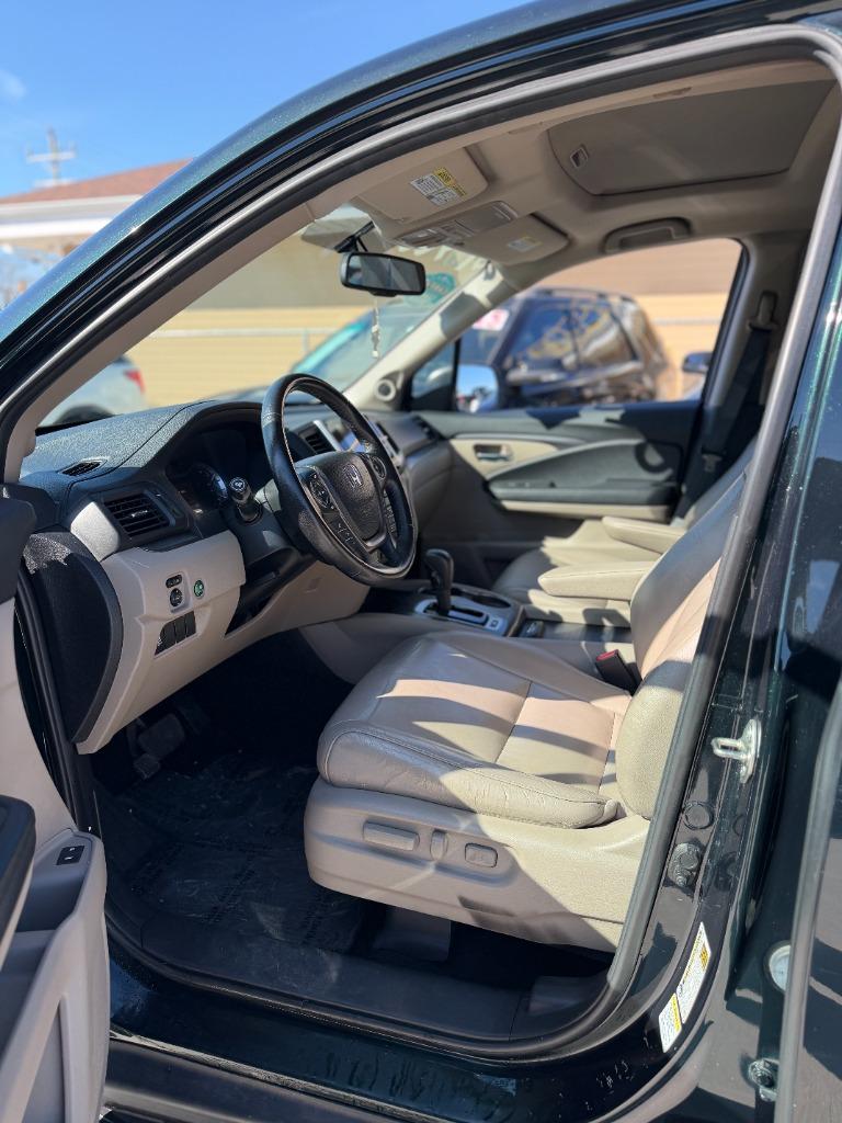 2016 Honda Pilot - $15,900