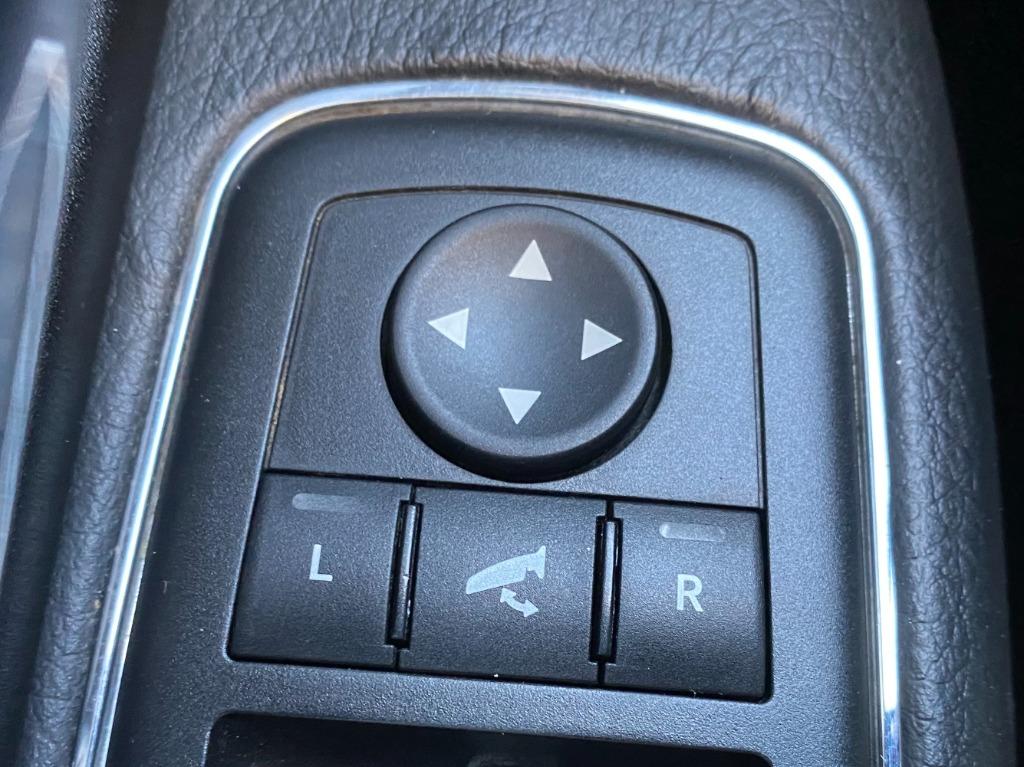 2015 RAM 1500 Sport photo