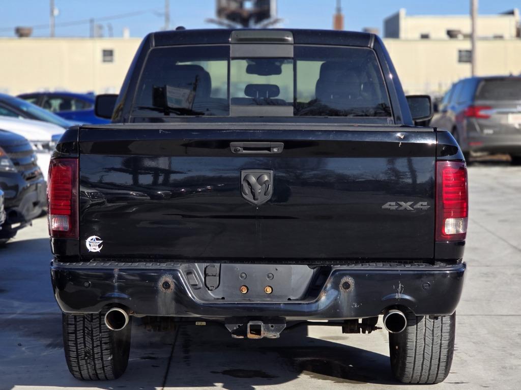 2015 RAM 1500 Sport photo